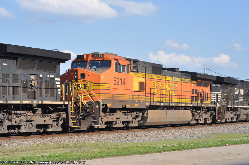 BNSF 5214